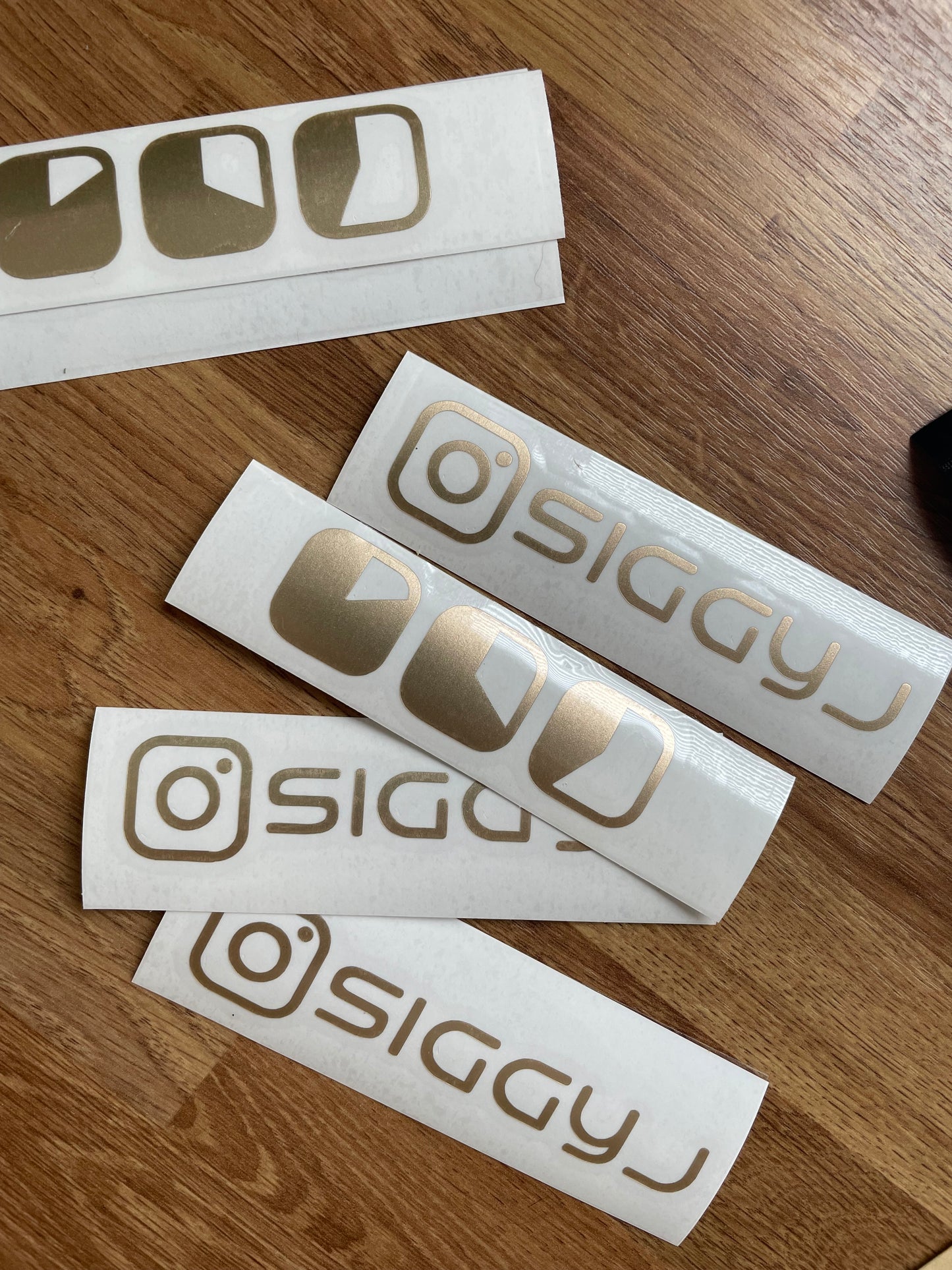 Instagram tag Sticker X2